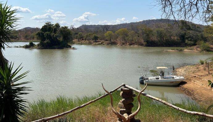 Lake Cahora Basa, perfect conditions for Crocodile Hunting